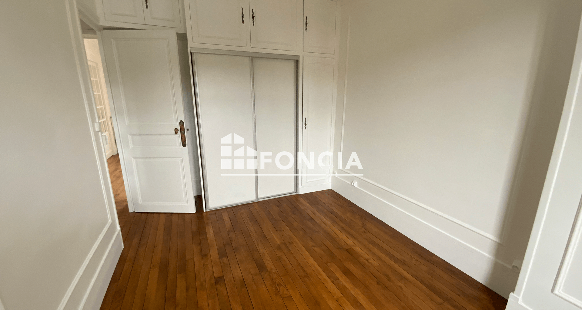 Appartement 3 pièces (57.5 m²) à louer - Ville-d'avray (92410)