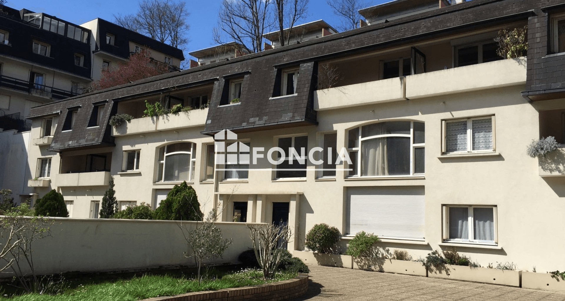 Appartement 2 pièces (49.01 m²) à louer - Chaville (92370)