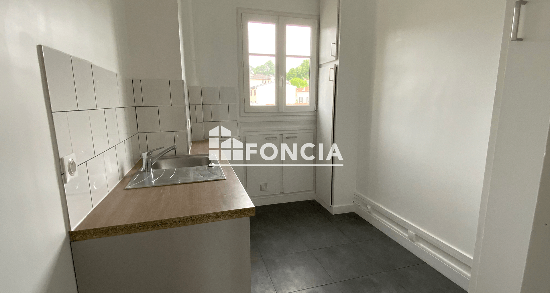 Appartement 3 pièces (57.5 m²) à louer - Ville-d'avray (92410)