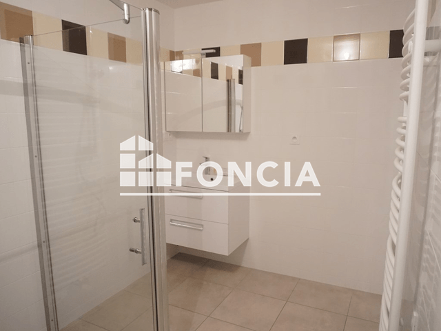 Appartement 3 pièces (78.99 m²) à louer - La Roche Sur Yon (85000)