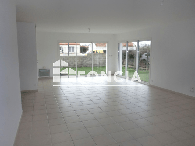 Maison 3 pièces (94.1 m²) à louer - Grosbreuil (85440)