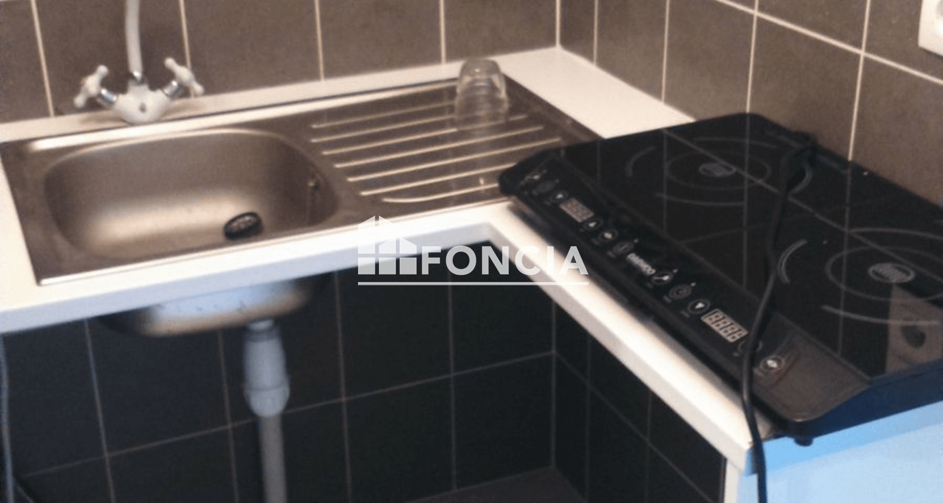 Studio meublé (16.24 m²) à louer - Guilherand-granges (07500)