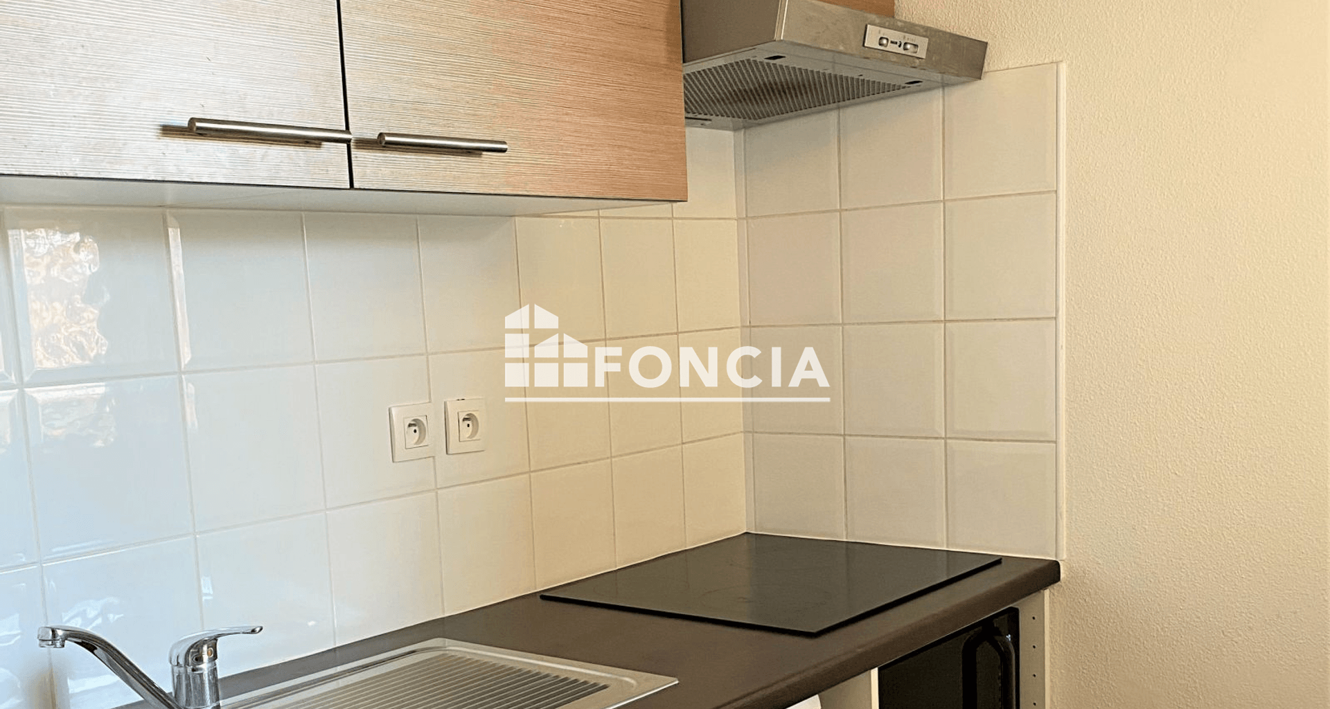 Appartement 2 pièces (42.44 m²) à louer - Montélimar (26200)