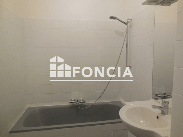 Appartement 4 pièces (74.89 m²) à louer - Bourg Saint Andeol (07700)