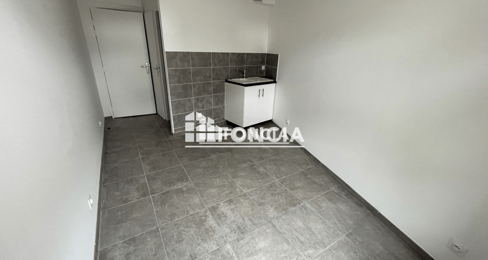 Studio (14.14 m²) à louer - Bourg-lès-valence (26500)
