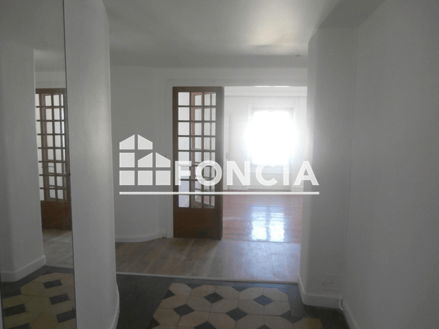 Appartement 4 pièces (104.18 m²) à louer - Vienne (38200)