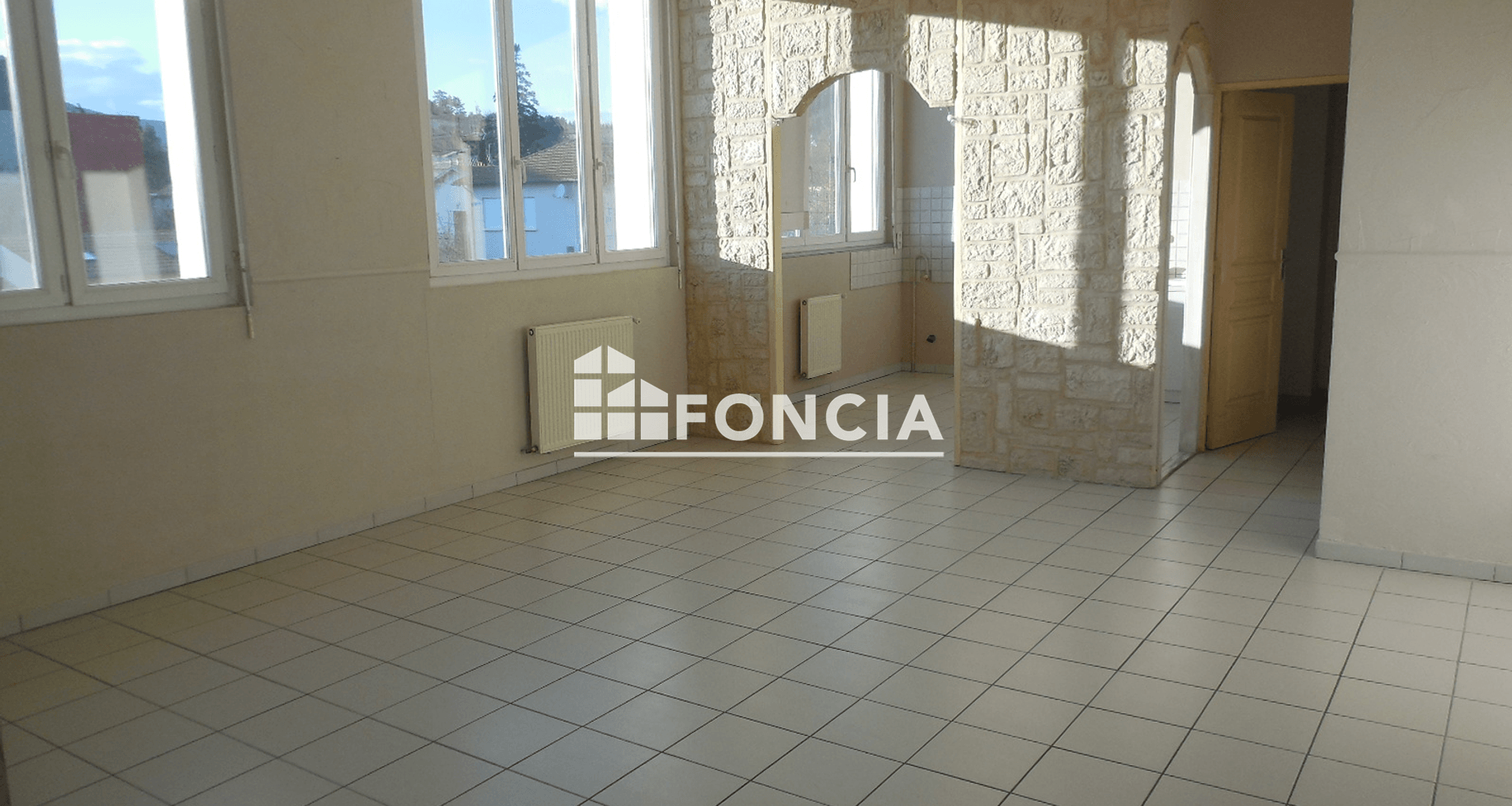 Appartement 3 pièces (76.84 m²) à louer - Donzère (26290)