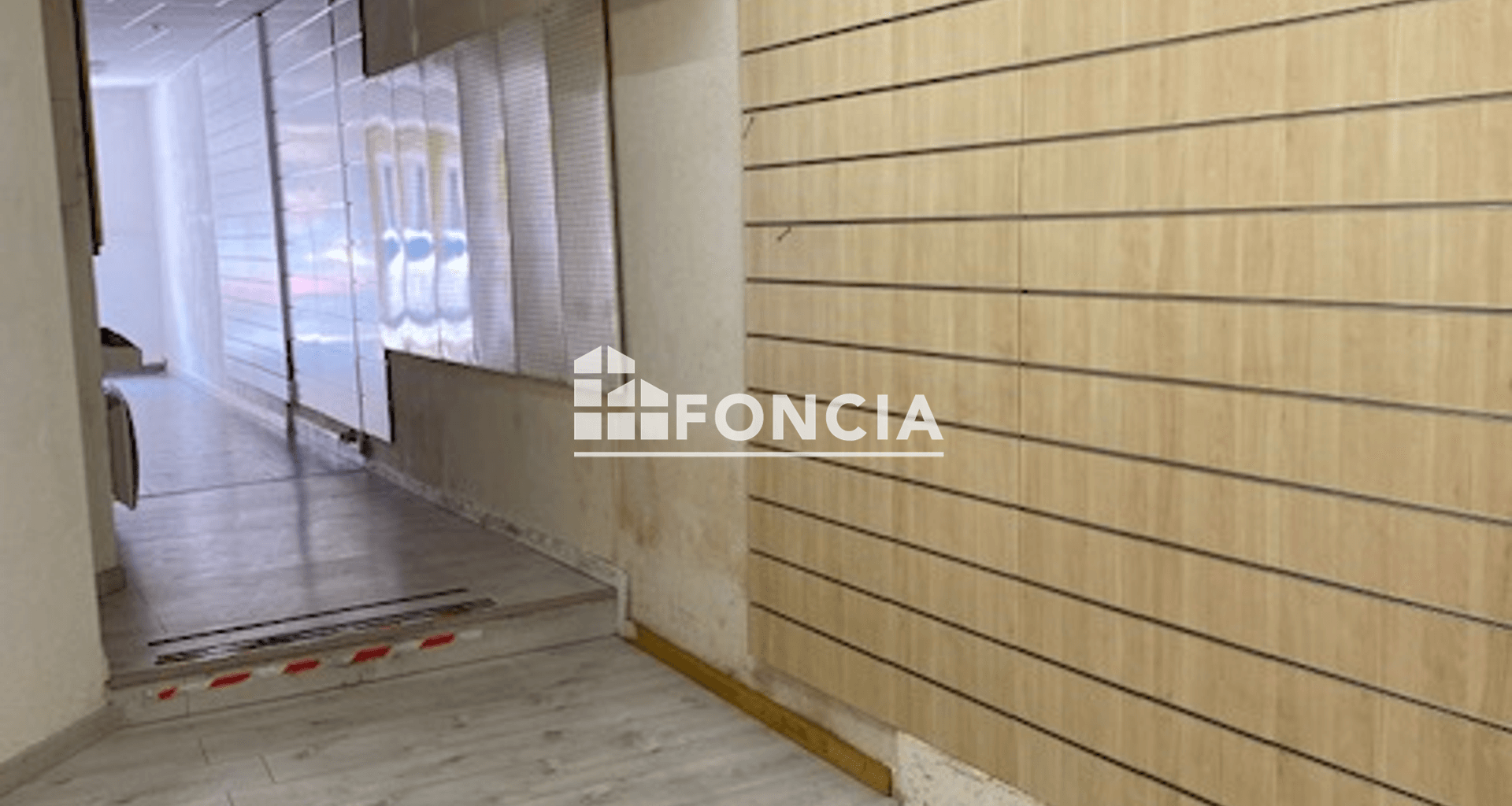 Studio (55.48 m²) à louer - Romans-sur-isère (26100)