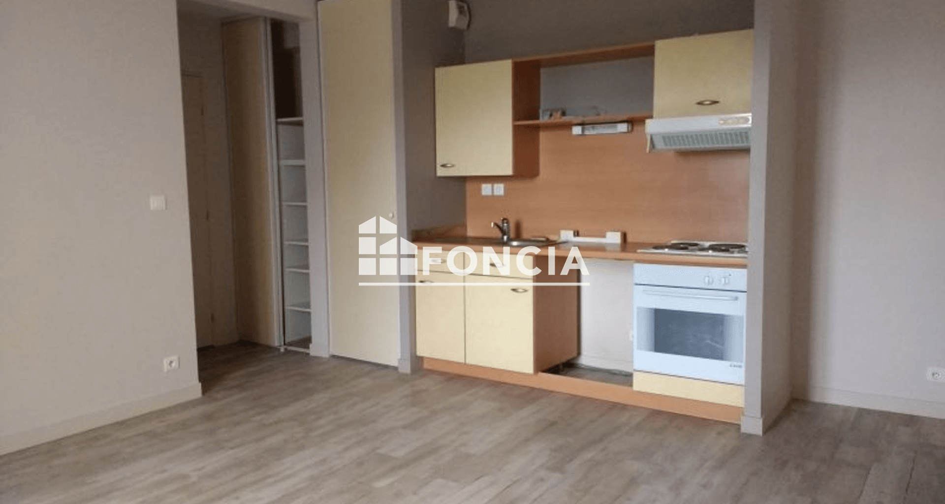 Appartement 2 pièces (37.9 m²) à louer - Amboise (37400)