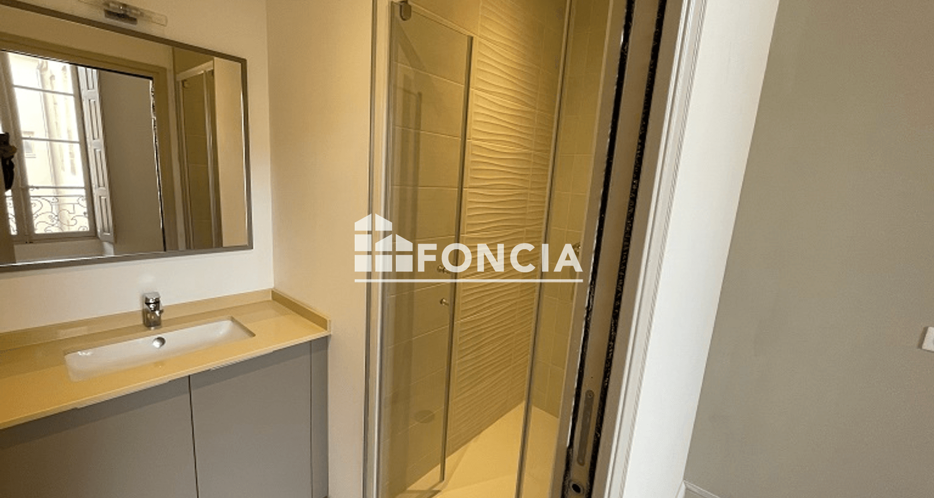 Appartement 2 pièces (73.86 m²) à louer - Avignon (84000)