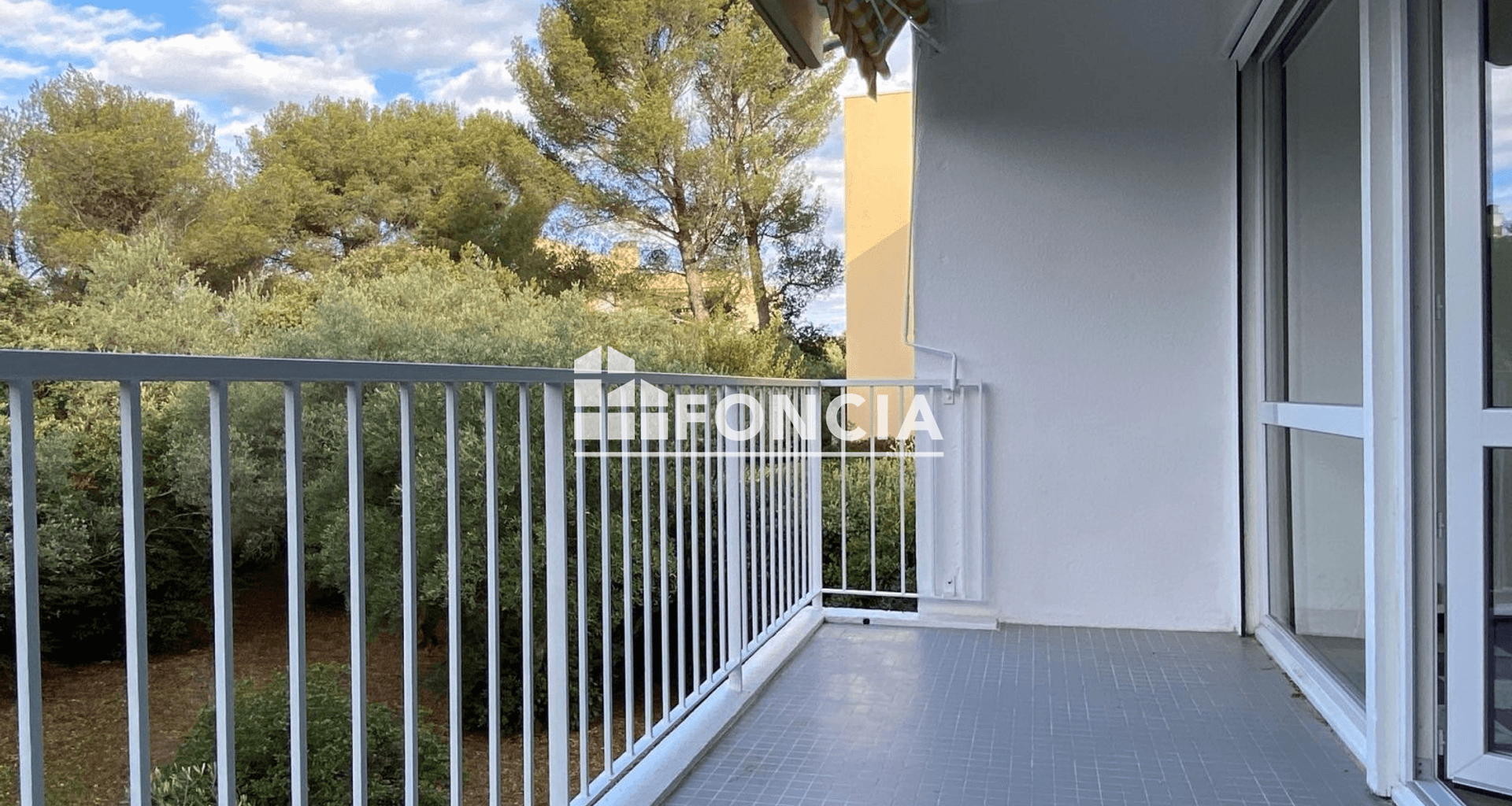 Appartement 4 pièces (84.86 m²) à louer - Villeneuve-lès-avignon (30400)