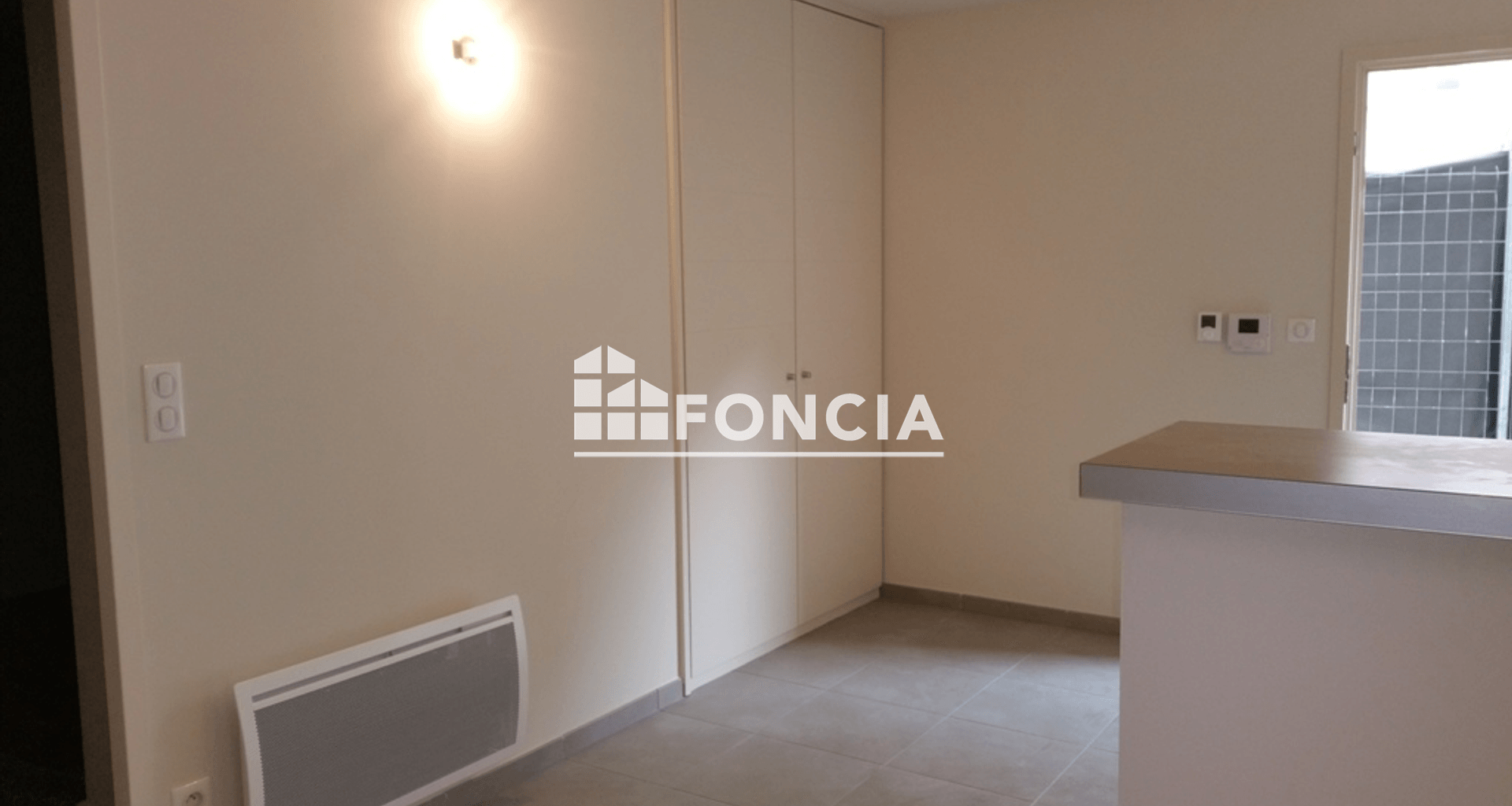 Appartement 2 pièces (40.6 m²) à louer - Villeneuve-lès-avignon (30400)