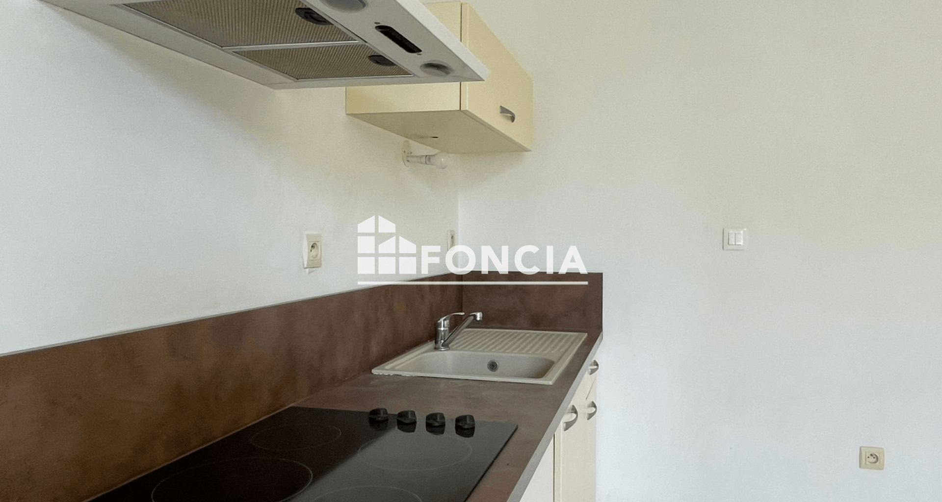Studio (41.33 m²) à louer - Orange (84100)