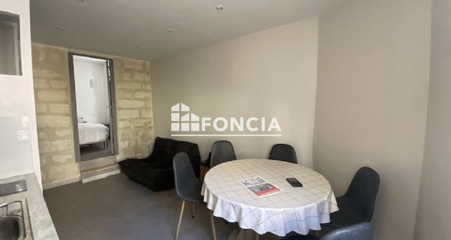Appartement meublé 2 pièces (28.69 m²) à louer - Avignon (84000)