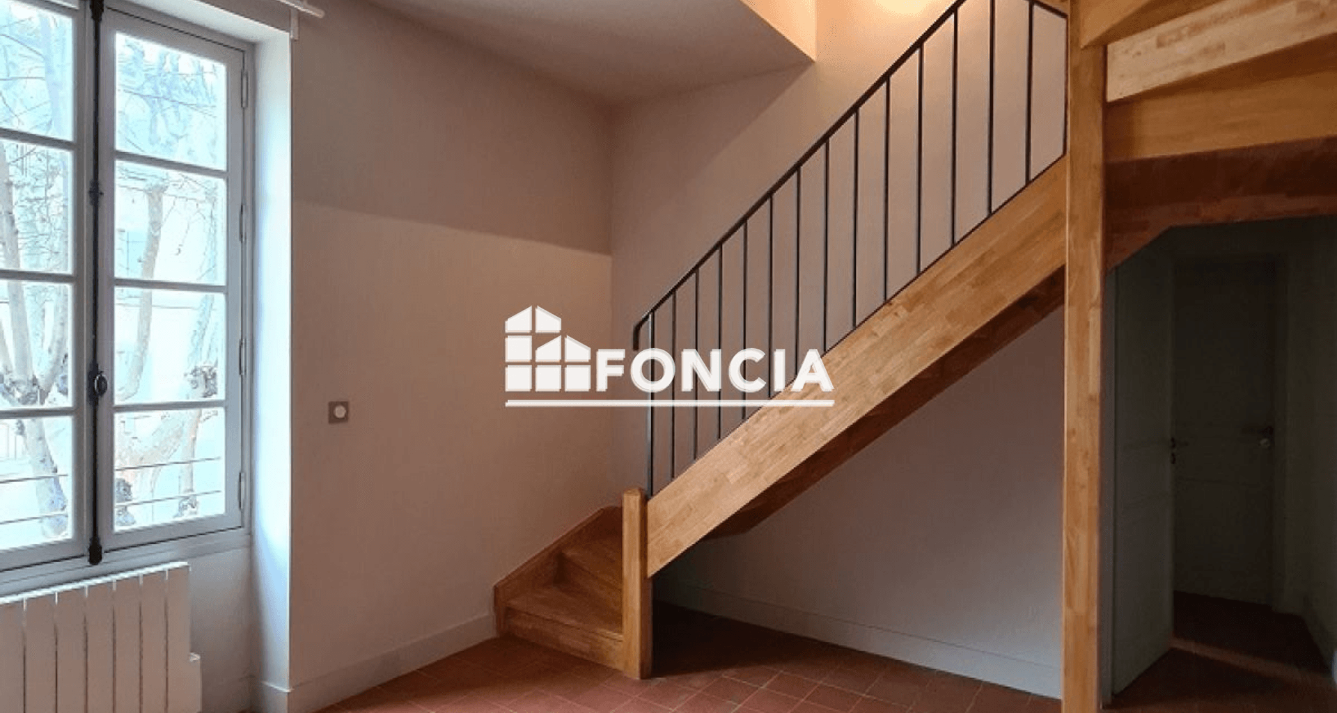 Appartement 4 pièces (111.2 m²) à louer - Villeneuve-lès-avignon (30400)