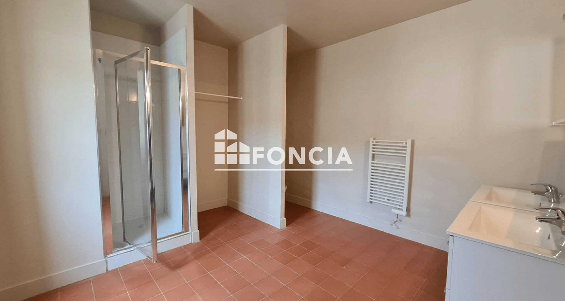 Appartement 4 pièces (111.2 m²) à louer - Villeneuve-lès-avignon (30400)