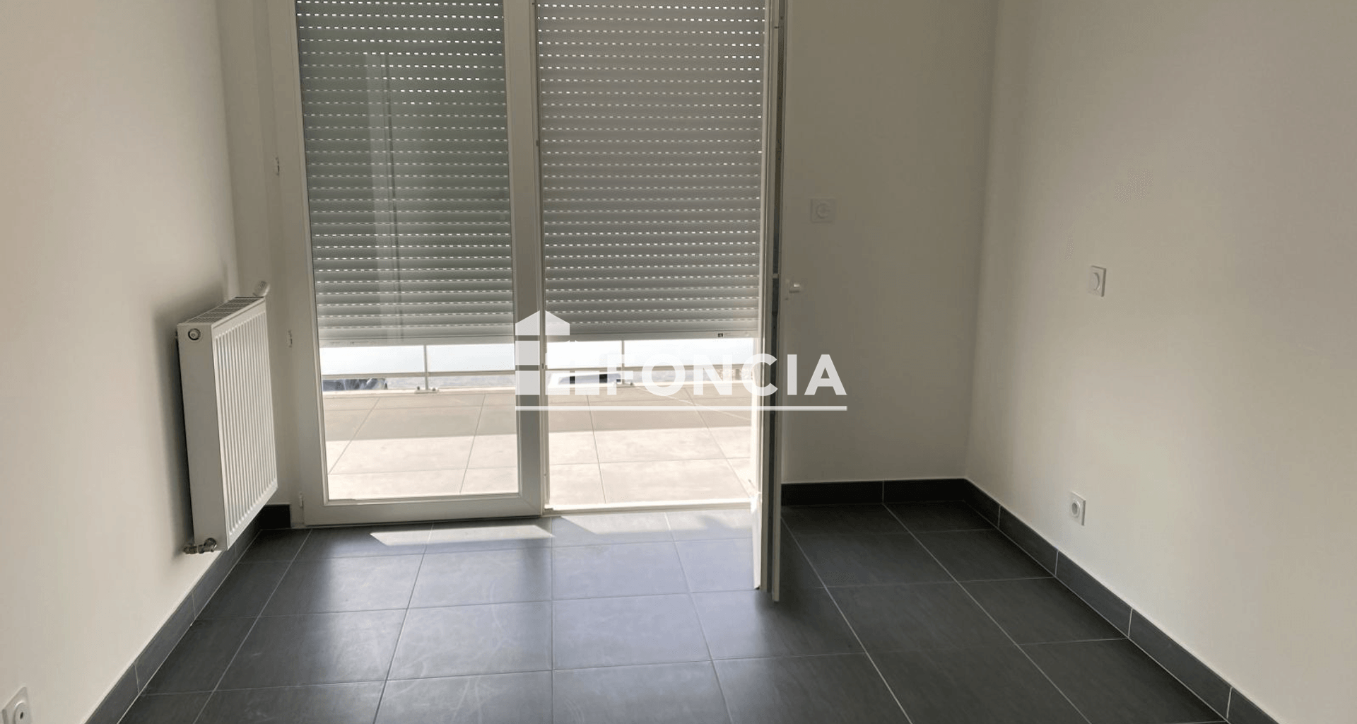Appartement 2 pièces (38.44 m²) à louer - Entraigues-sur-la-sorgue (84320)