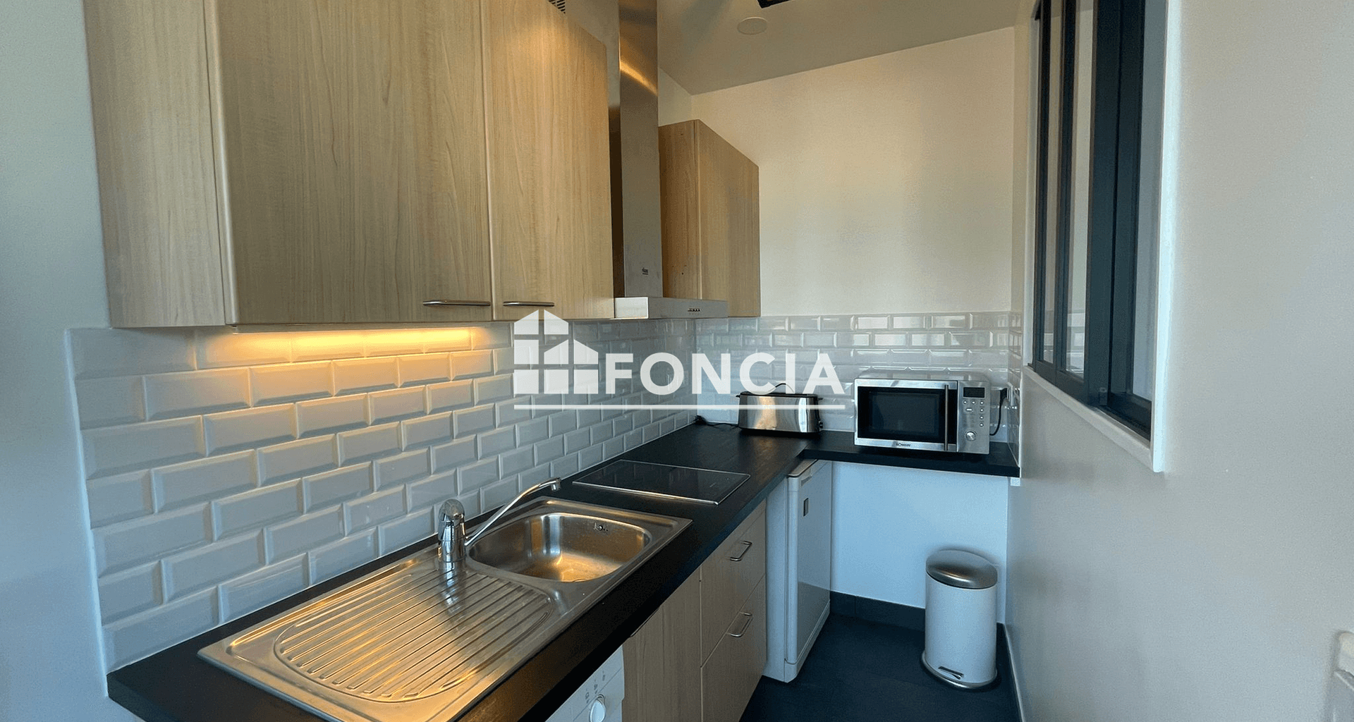 Studio meublé (22.73 m²) à louer - Montrouge (92120)