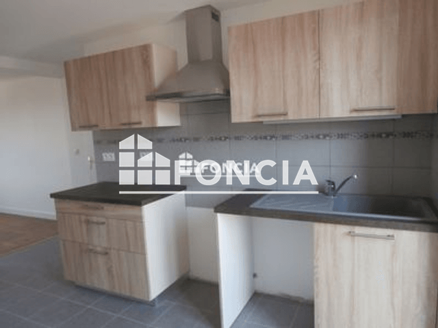 Appartement 3 pièces (71.38 m²) à louer - Le Peage De Roussillon (38550)