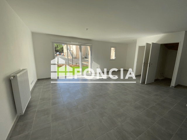 Maison 4 pièces (81.2 m²) à louer - Bedarrides (84370)