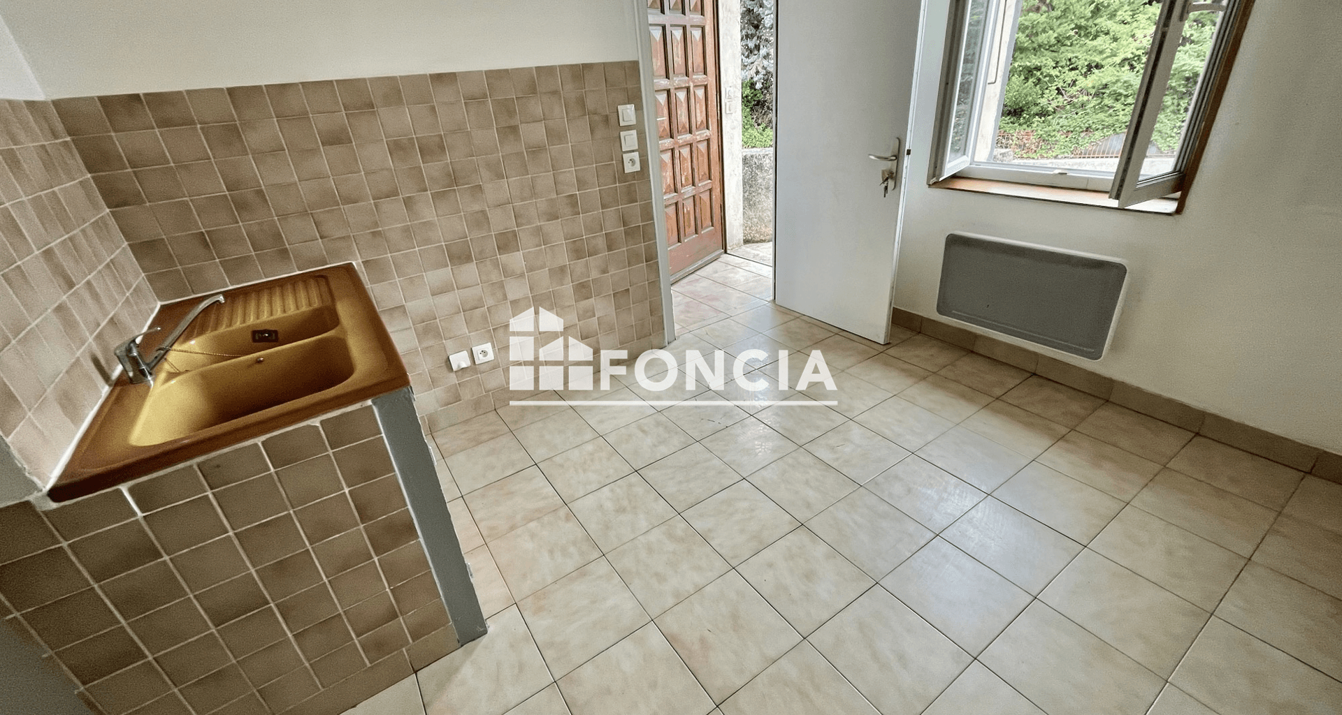 Studio (24.38 m²) à louer - Guilherand-granges (07500)