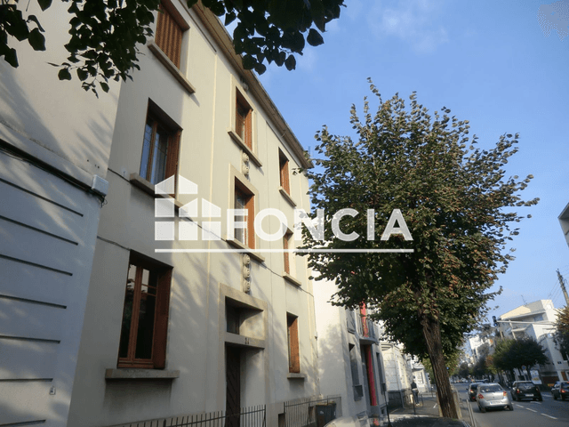 Appartement 2 pièces (44.5 m²) à louer - Clermont-ferrand (63000)