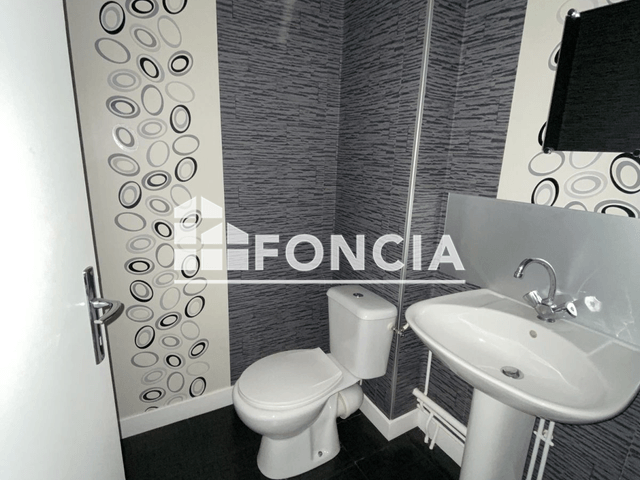 Appartement 4 pièces (110.83 m²) à louer - Wadelincourt (08200)