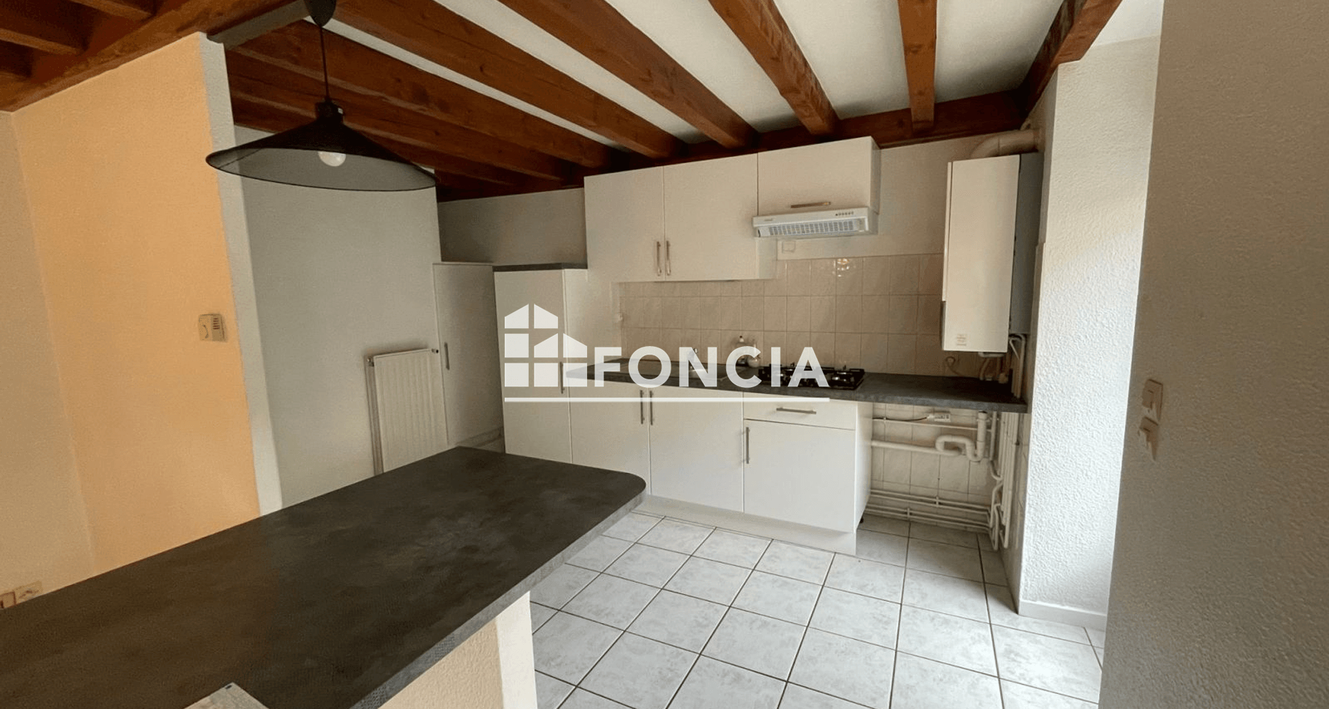 Appartement 4 pièces (82.96 m²) à louer - Saint-étienne (42000)