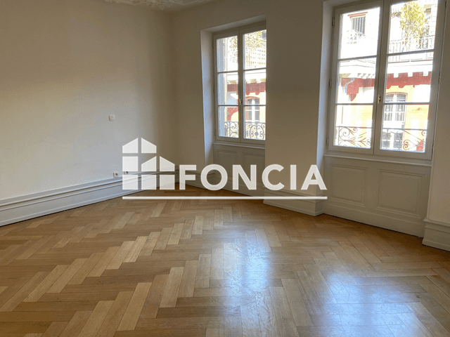 Appartement 5 pièces (147.68 m²) à louer - Strasbourg (67000)