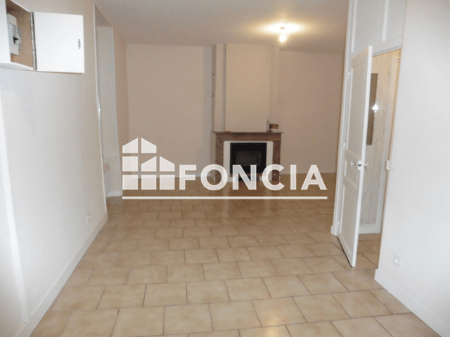 Maison 5 pièces (100 m²) à louer - Saint Georges Sur Loire (49170)