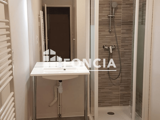 Appartement 2 pièces (42.8 m²) à louer - Longvic (21600)