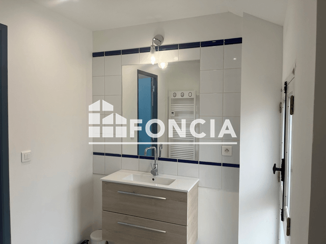 Appartement meublé 2 pièces (109.04 m²) à louer - Sable Sur Sarthe (72300)