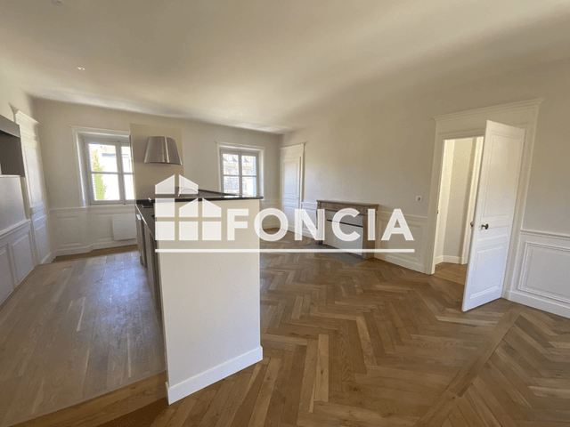 Appartement 3 pièces (88.83 m²) à louer - Besançon (25000)