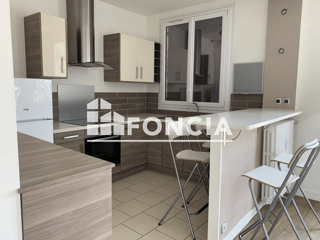 Appartement 2 pièces (53.25 m²) à louer - Charleville Mezieres (08000)
