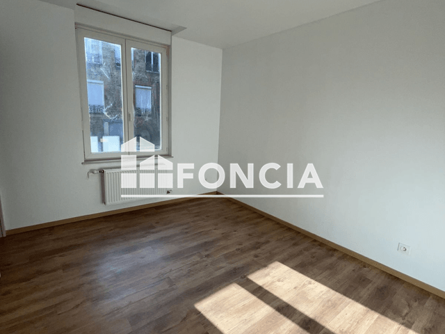 Appartement 2 pièces (32.57 m²) à louer - Charleville Mezieres (08000)