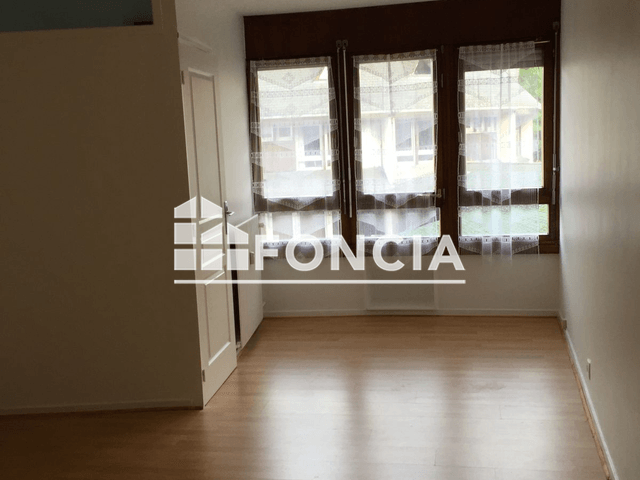 Studio (26.11 m²) à louer - Vandoeuvre Les Nancy (54500)