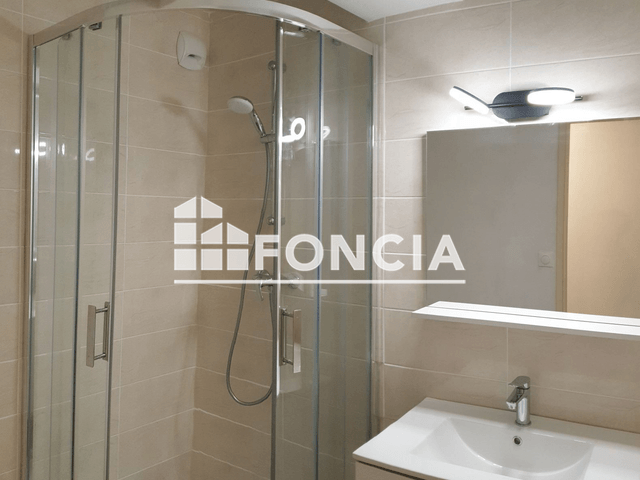 Appartement 2 pièces (40 m²) à louer - Charleville- Mezieres (08000)