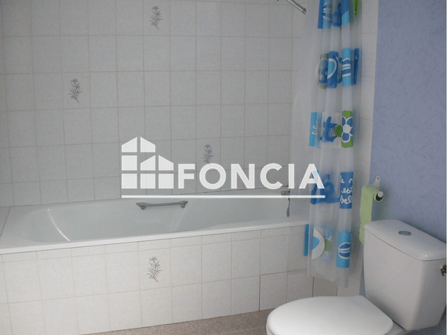 Appartement 2 pièces (49.7 m²) à louer - La Chartre Sur Le Loir (72340)