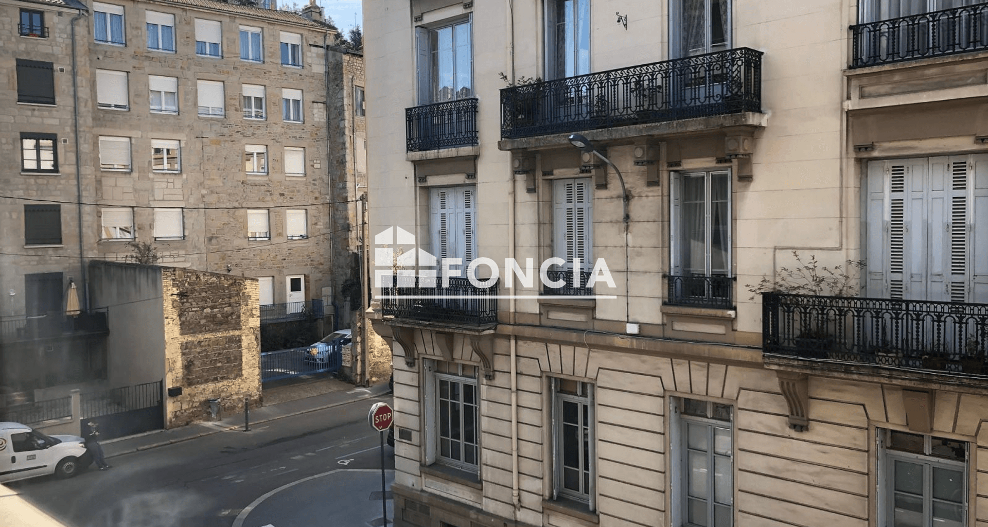 Appartement 2 pièces (44.21 m²) à louer - Saint-étienne (42000)