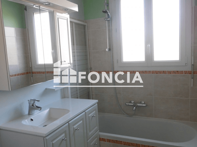 Appartement 3 pièces (61.76 m²) à louer - Longvic (21600)