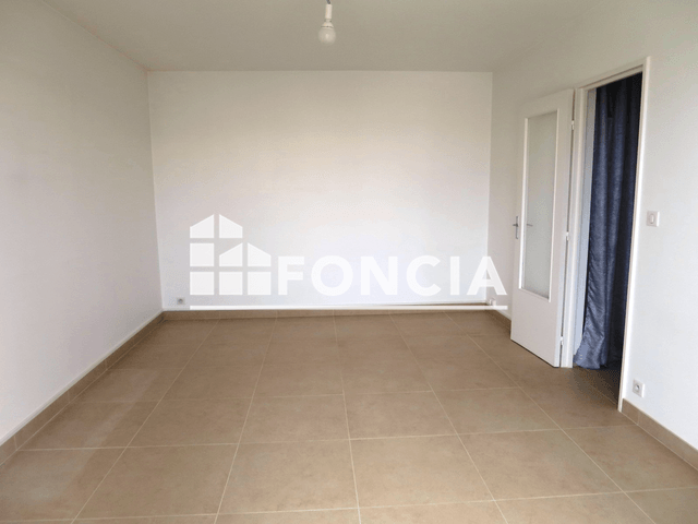 Appartement 2 pièces (42 m²) à louer - Fontaine Les Dijon (21121)
