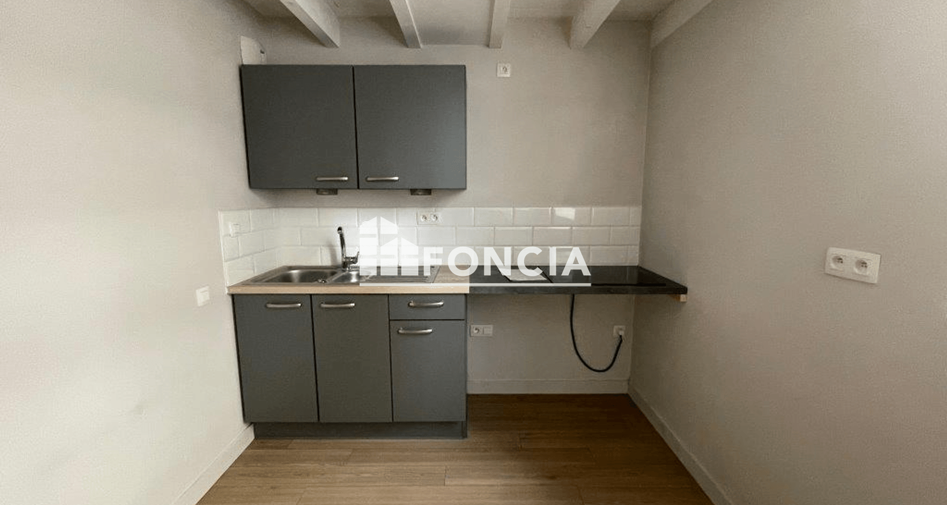 Appartement 3 pièces (74.2 m²) à louer - Saint-étienne (42000)