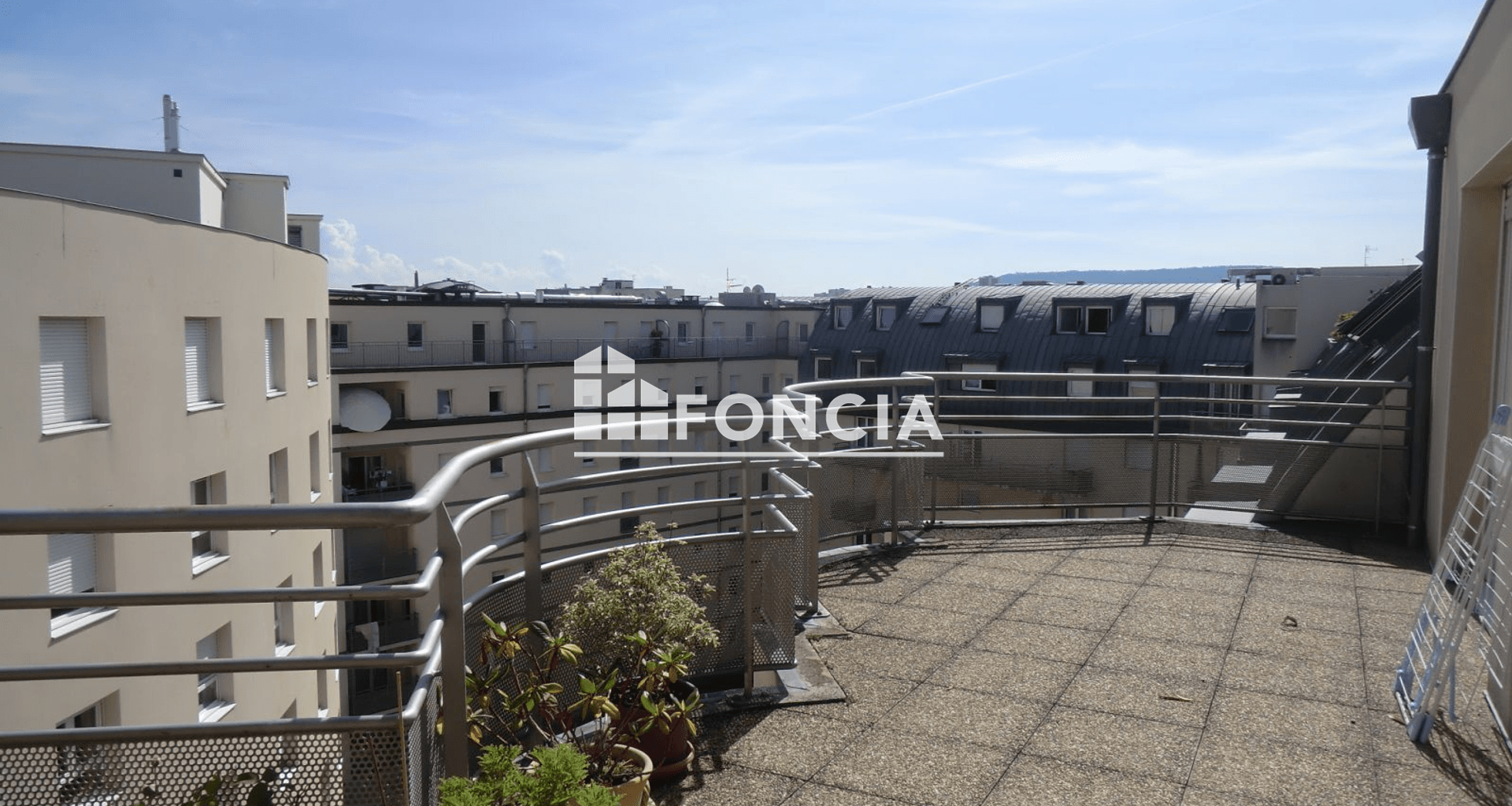 Appartement 5 pièces (102.87 m²) à louer - Clermont-ferrand (63000)