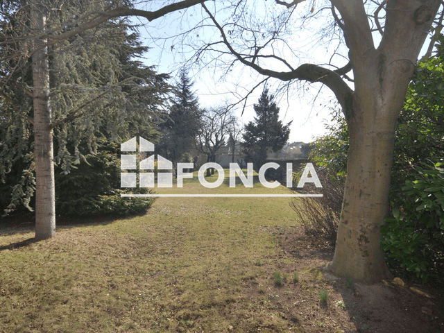 Maison 6 pièces (183.2 m²) à louer - Roanne (42300)