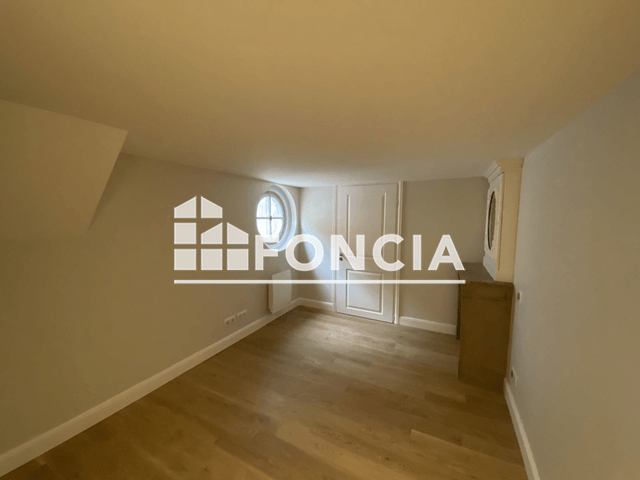 Appartement 3 pièces (76.17 m²) à louer - Besançon (25000)