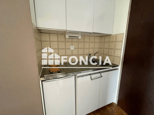 Appartement meublé 2 pièces (29.71 m²) à louer - Villers Les Nancy (54600)