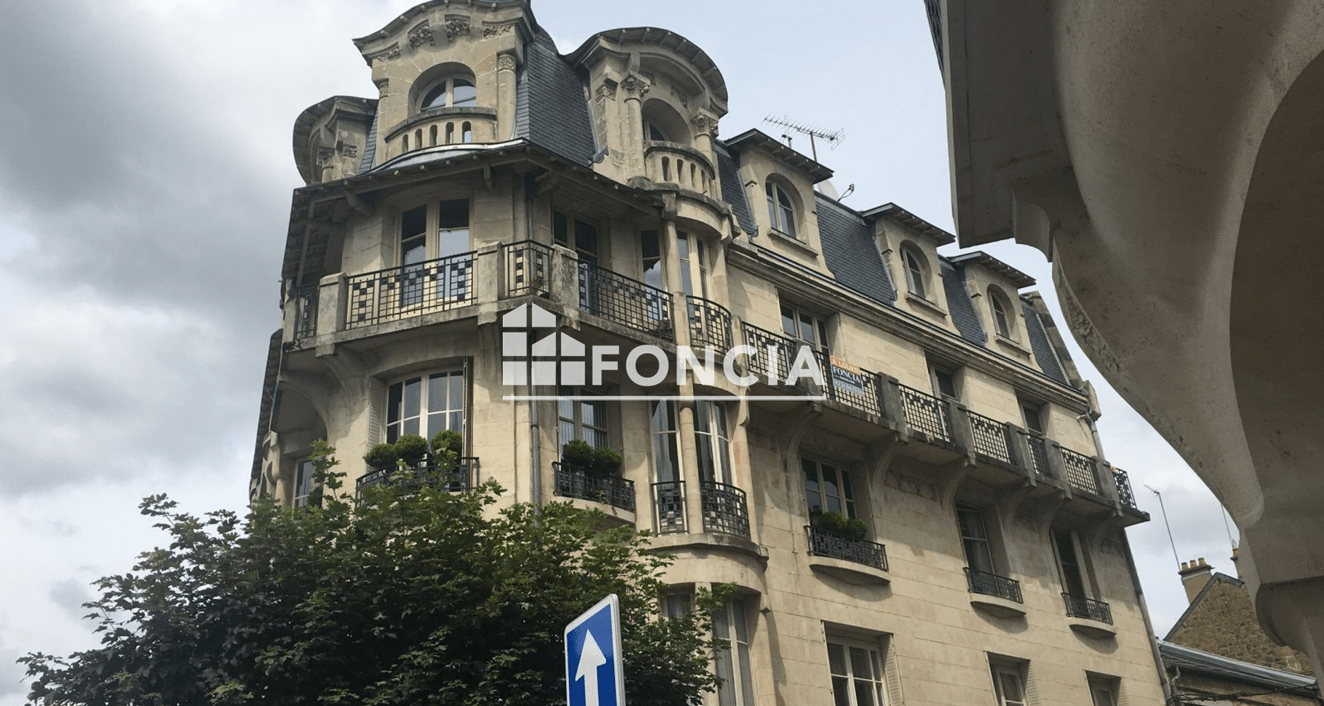 Appartement 5 pièces (110.53 m²) à louer - Charleville-mézières (08000)