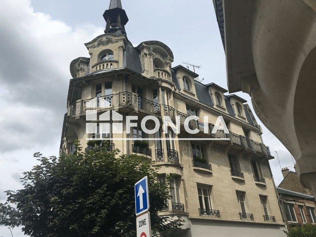 Appartement 5 pièces (110.53 m²) à louer - Charleville-mézières (08000)