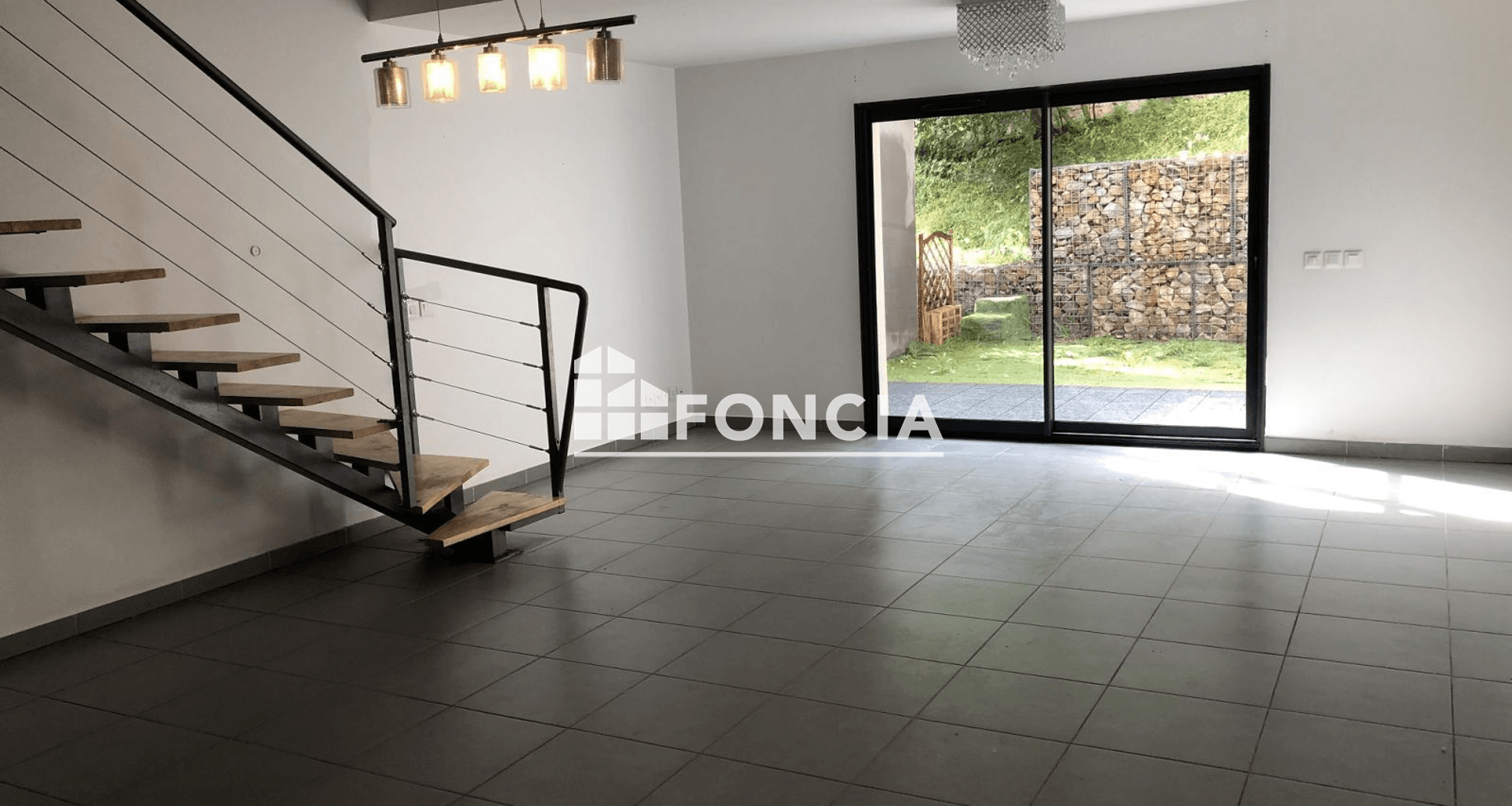 Maison 5 pièces (102.14 m²) à louer - Saint-étienne (42100)