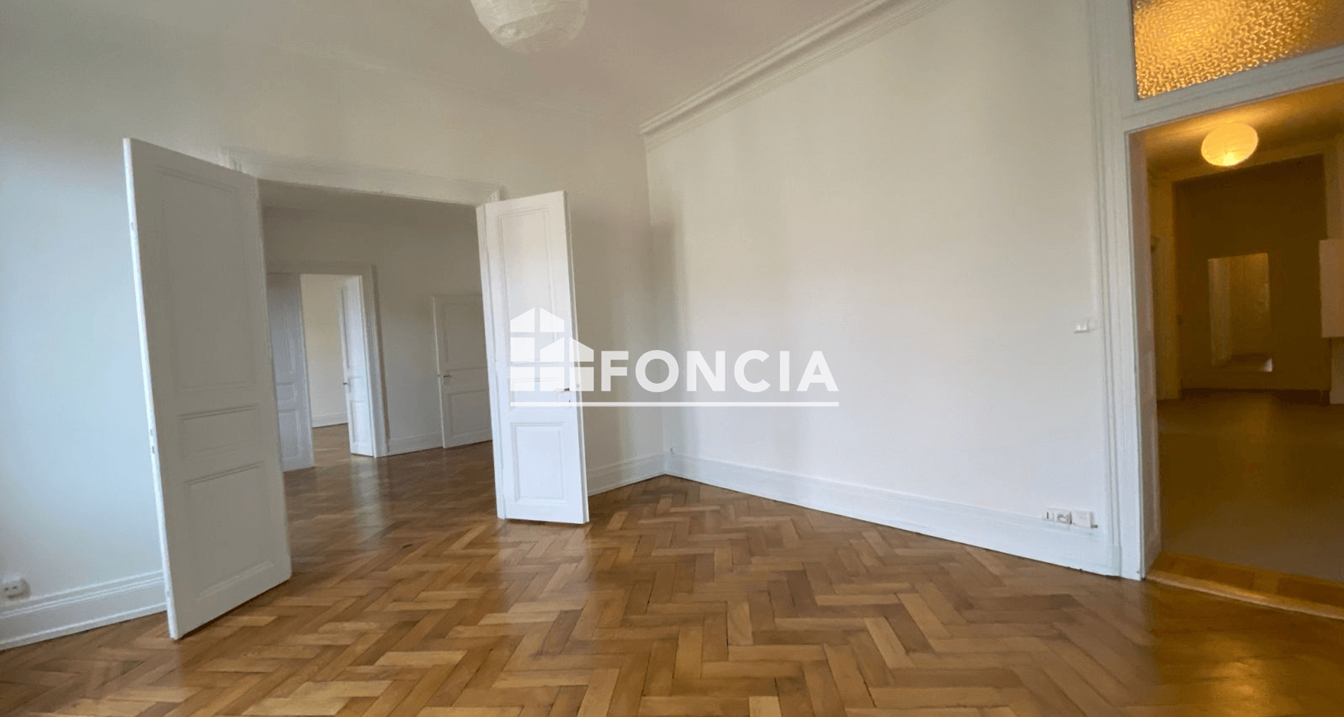 Appartement 5 pièces (132.97 m²) à louer - Strasbourg (67000)